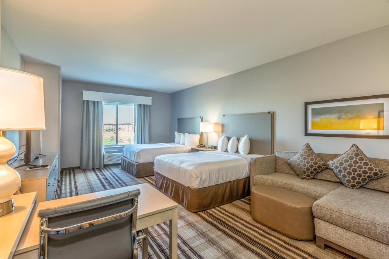 Studio Suite with Two Queen Beds - Non-Smoking at Hawthorn Extended Stay by Wyndham Loveland