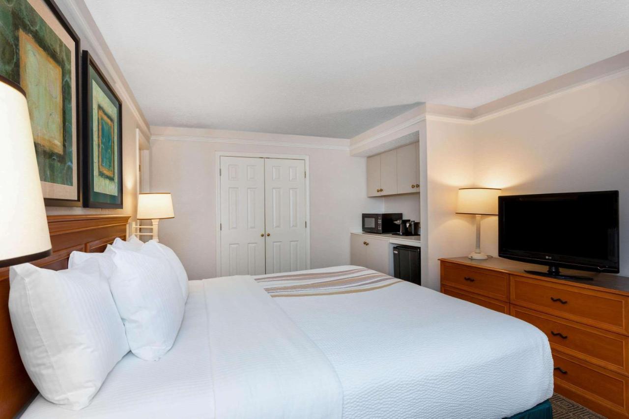 Family King Suite - Non-Smoking at La Quinta Inn by Wyndham Tallahassee North