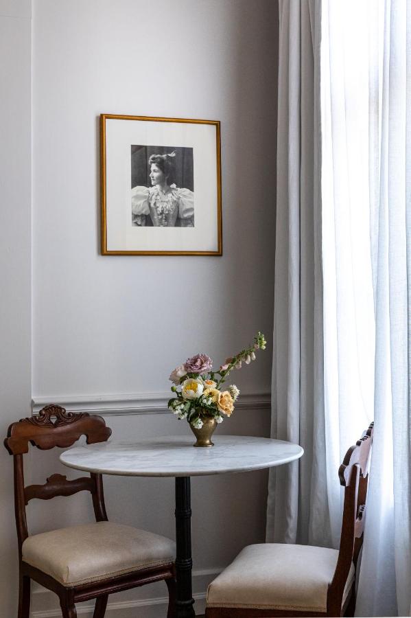 | The Holbrooke Hotel