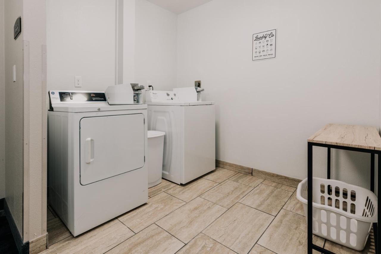 | Hotel Pommier Indianola