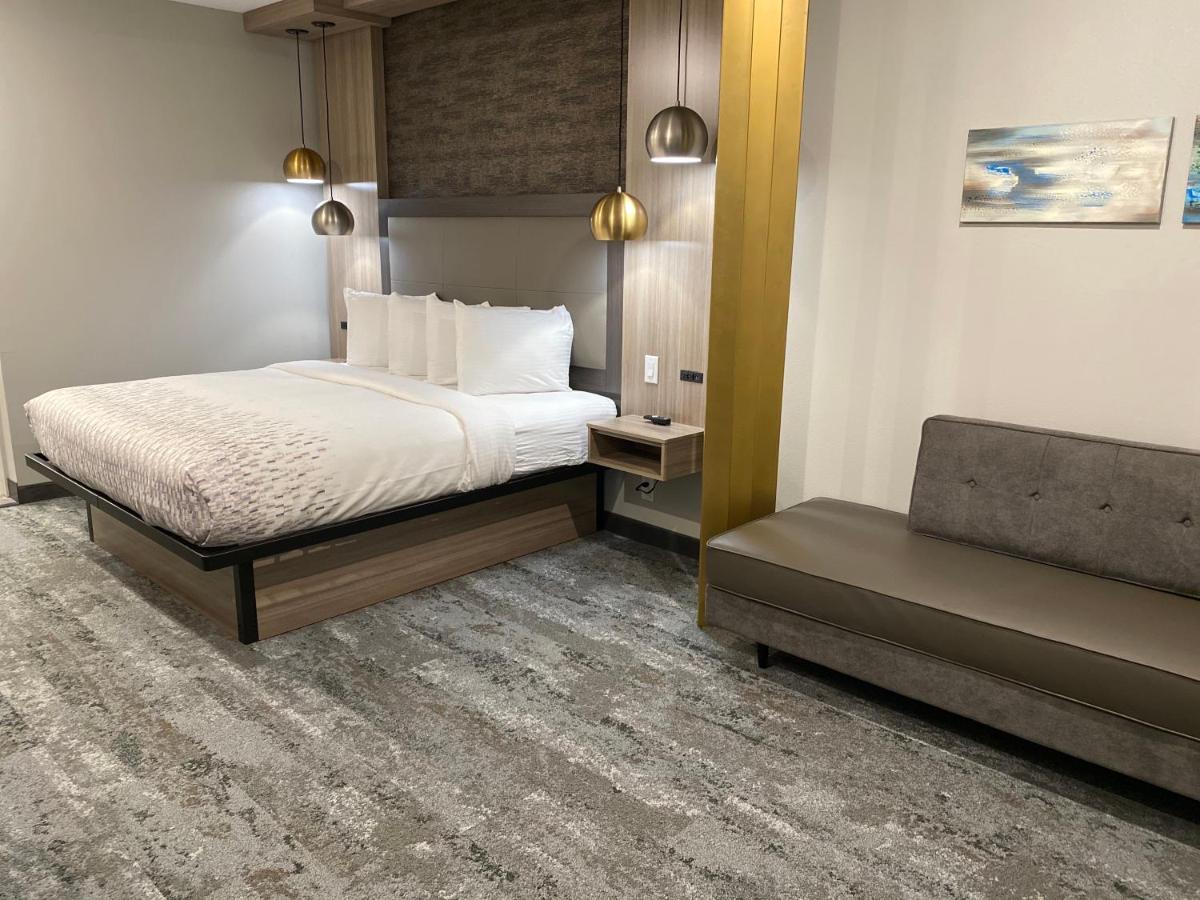 | Hotel Solara I-45 & Hobby Airport Houston