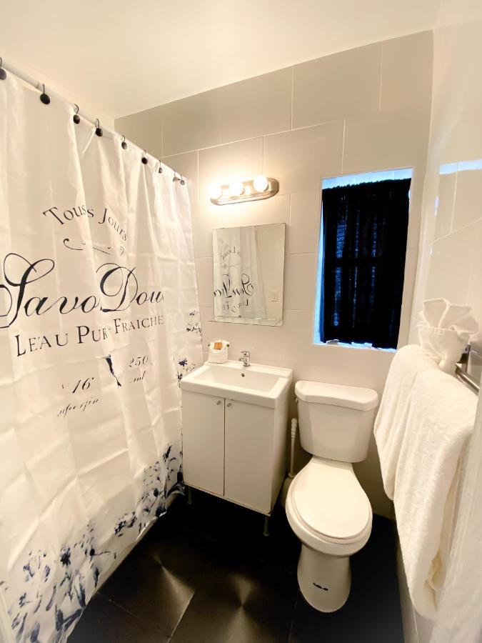 Standard King Room at Notebook Miami Beach
