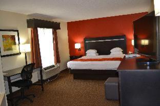 Room #34103420 at Days Inn by Wyndham Laurel MS
