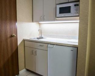 Room #49133108 at Wingate by Wyndham Grove City