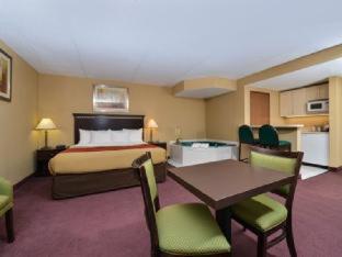 Room #49133108 at Wingate by Wyndham Grove City