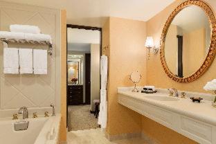 Room #117531003 at Hotel Du Pont