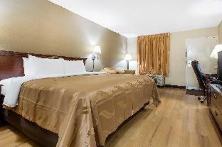 Room #49063112 at Quality Inn Mount Airy Mayberry