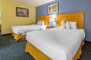 Room #32230028 at Inn at Lebanon - Hershey & Manheim area