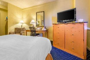 Room #32230029 at Inn at Lebanon - Hershey & Manheim area