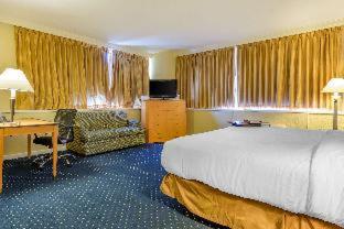 Room #32230030 at Inn at Lebanon - Hershey & Manheim area