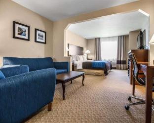 Room #48984217 at Candlewood Suites Dixon by IHG