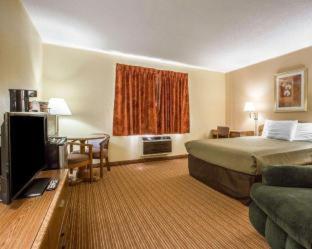 Room #32716115 at Econo Lodge Massena Hwy 37