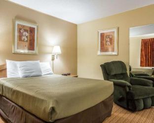 Room #32716115 at Econo Lodge Massena Hwy 37