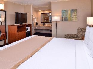 Room #4842416 at Best Western Oxnard Inn