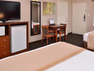 Room #4842419 at Best Western Oxnard Inn