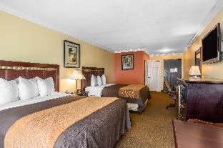 Room #5733317 at Quality Inn & Suites Bell Gardens - Los Angeles