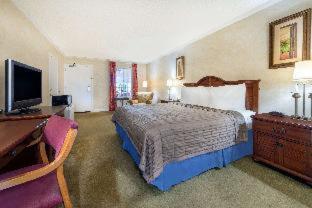 Room #45092516 at Howard Johnson by Wyndham Burlington