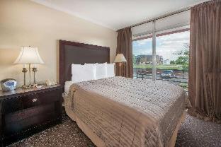 Room #45092520 at Howard Johnson by Wyndham Burlington