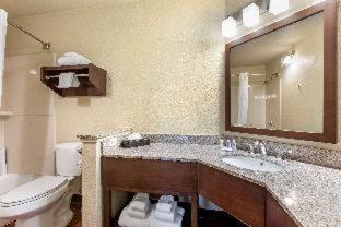 Room #26155415 at Comfort Inn & Suites Orange County John Wayne Airport
