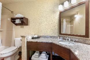 Room #26155416 at Comfort Inn & Suites Orange County John Wayne Airport