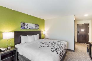 Room #431047104 at Sleep Inn Logan Ohio-Hocking Hills