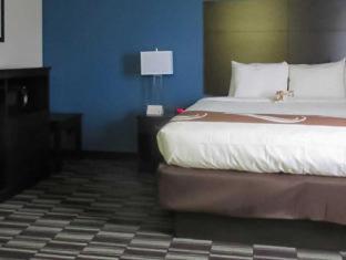 Room #32541713 at Quality Inn Farmington