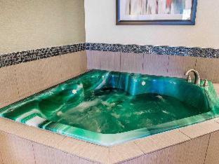 Room #49132608 at Comfort Inn & Suites Butler