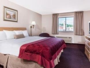 Room #109342118 at Pottsville Inn