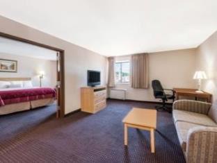 Room #109342118 at Pottsville Inn