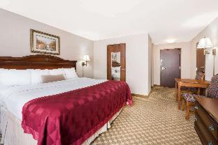 Room #109342119 at Pottsville Inn