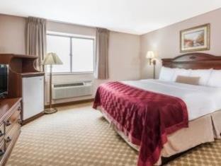 Room #109342119 at Pottsville Inn