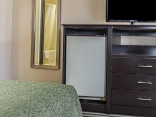 Room #62209605 at Quality Inn Mount Vernon, IL