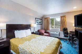 Room #25113022 at Days Inn by Wyndham Seattle Aurora