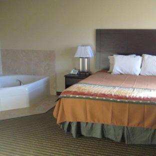| Bowman Inn and Suites