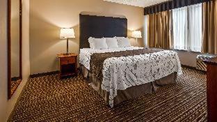 Room #73296216 at Best Western Park Oasis Inn
