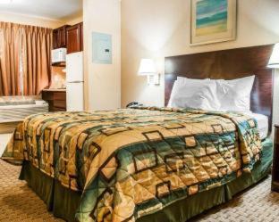 Efficiency Double Room with Two Double Beds - Smoking at Suburban Studios Alamogordo
