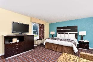Room #31216609 at Americas Best Value Inn New London Mystic