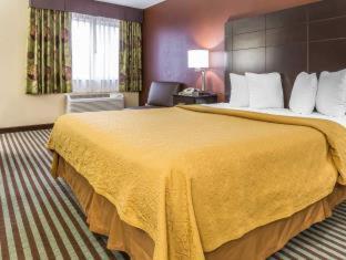 Room #62209608 at Quality Inn Mount Vernon, IL
