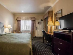 Room #48905713 at Quality Inn Temecula Valley Wine Country