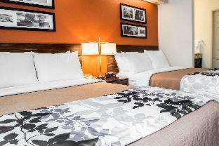 Room #49236008 at Quality Inn Bridgeport - Clarksburg