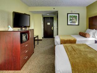 Room #53235326 at Best Western Seneca-Clemson