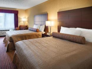 Room #53235326 at Best Western Seneca-Clemson