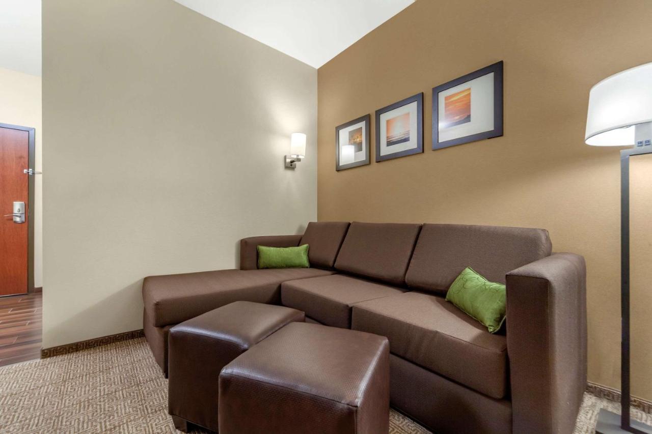  | Comfort Suites Grand Island