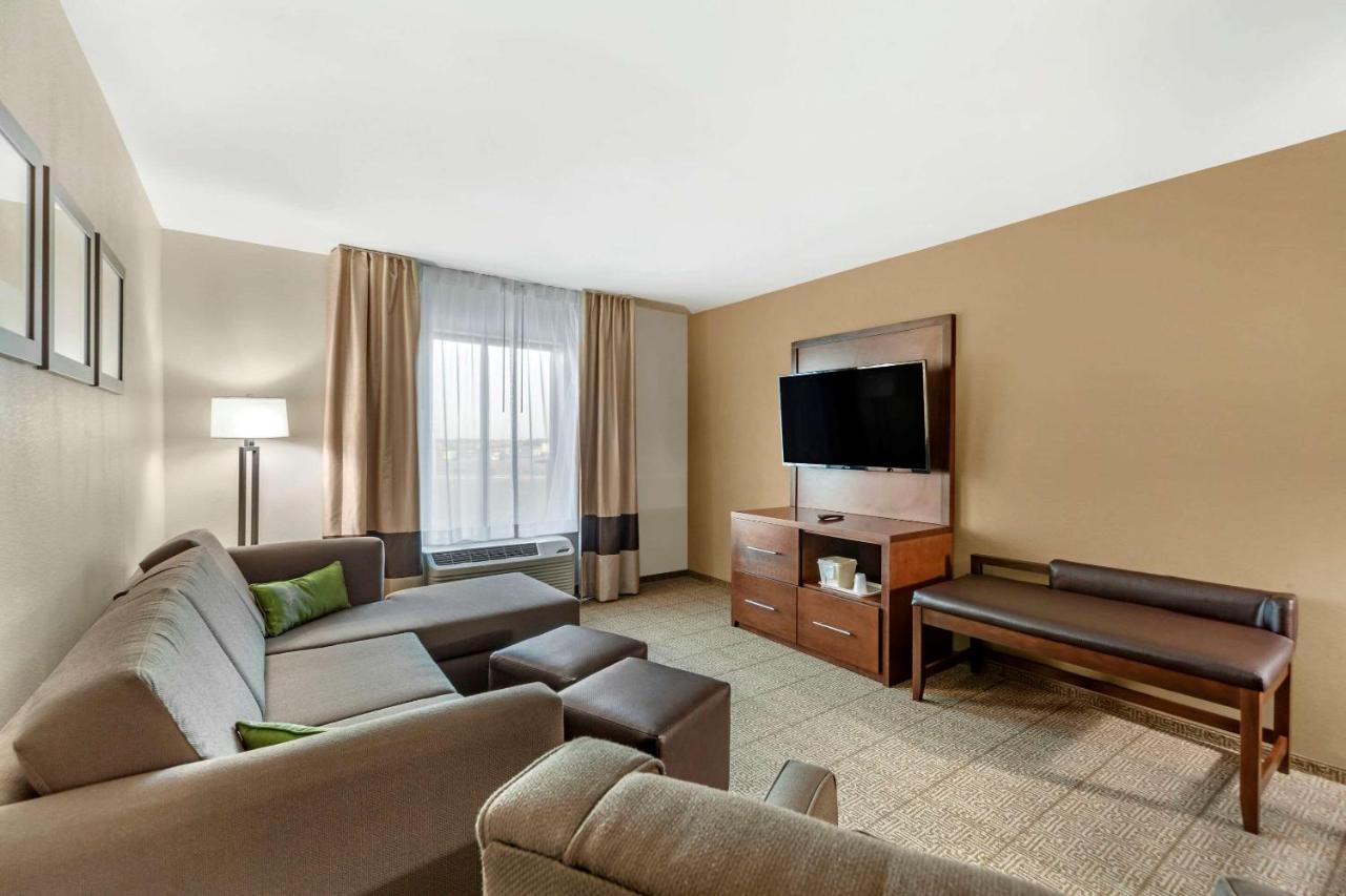  | Comfort Suites Grand Island