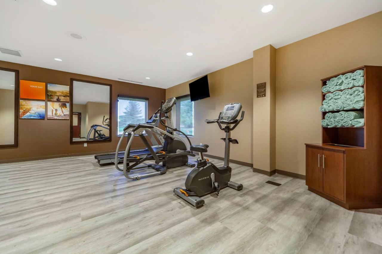  | Comfort Suites Grand Island