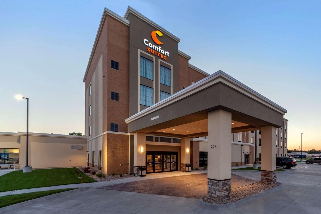  | Comfort Suites Grand Island