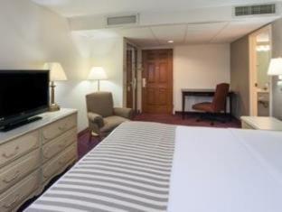 Room #34397524 at The Hotel Ojibway, Trademark Collection by Wyndham