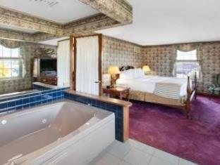 Room #34397525 at The Hotel Ojibway, Trademark Collection by Wyndham