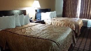 Room #33280113 at Best Western Oakbrook Inn