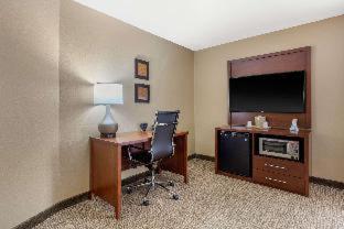 Room #27632603 at Spark by Hilton Pelham Birmingham I 65